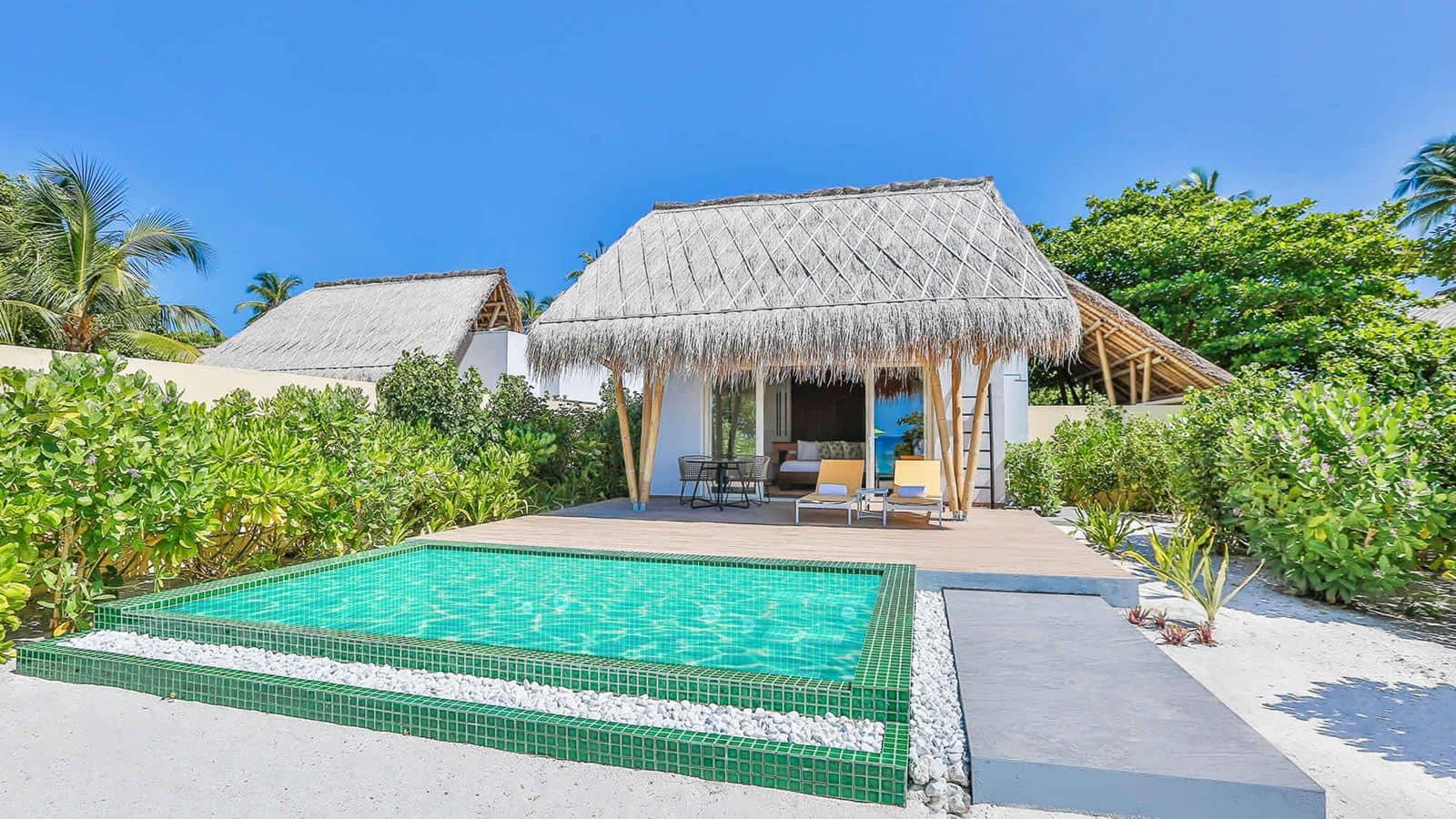rooms-marina-beach-villa-with-pool