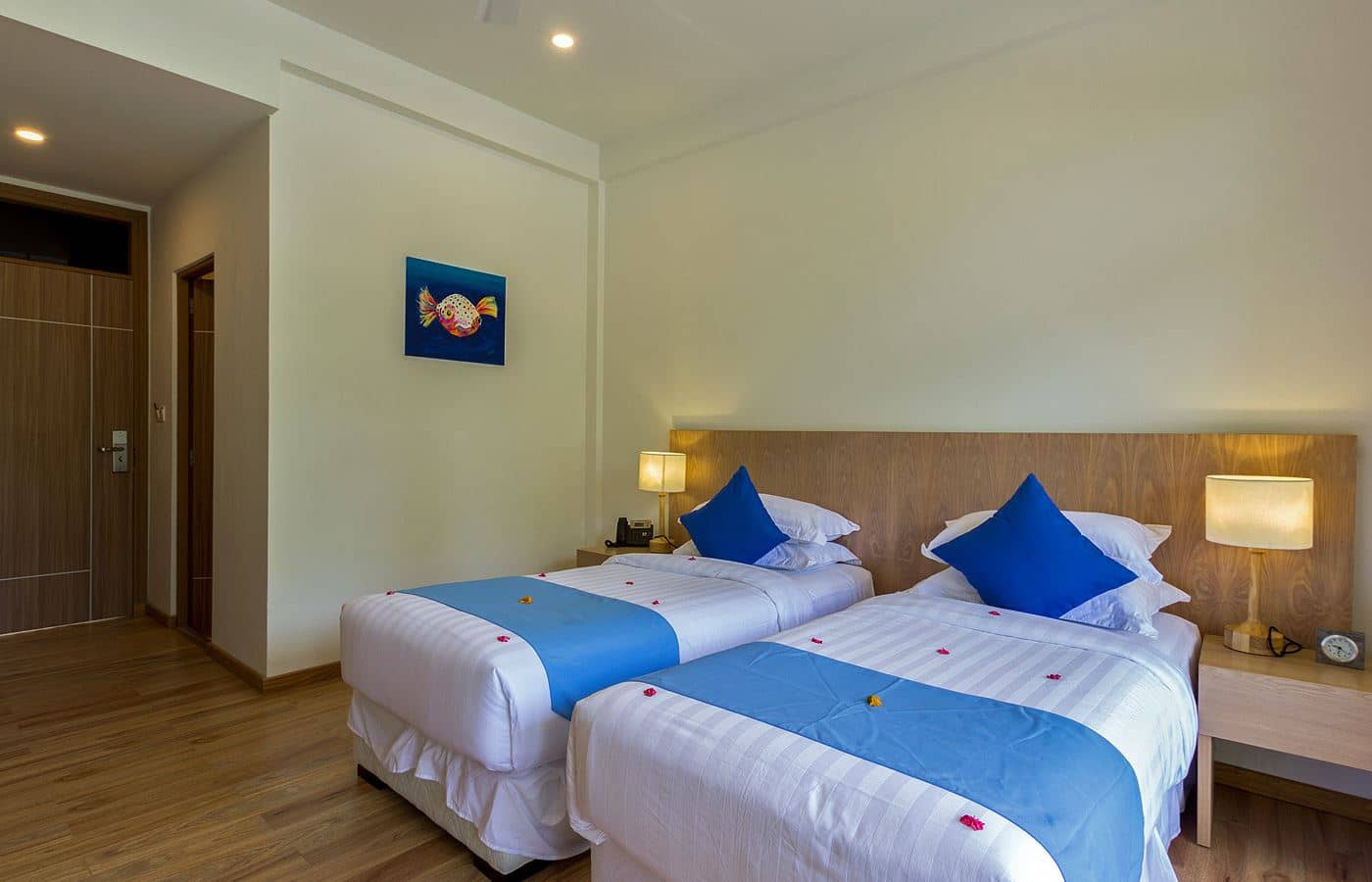rooms-deluxe-room