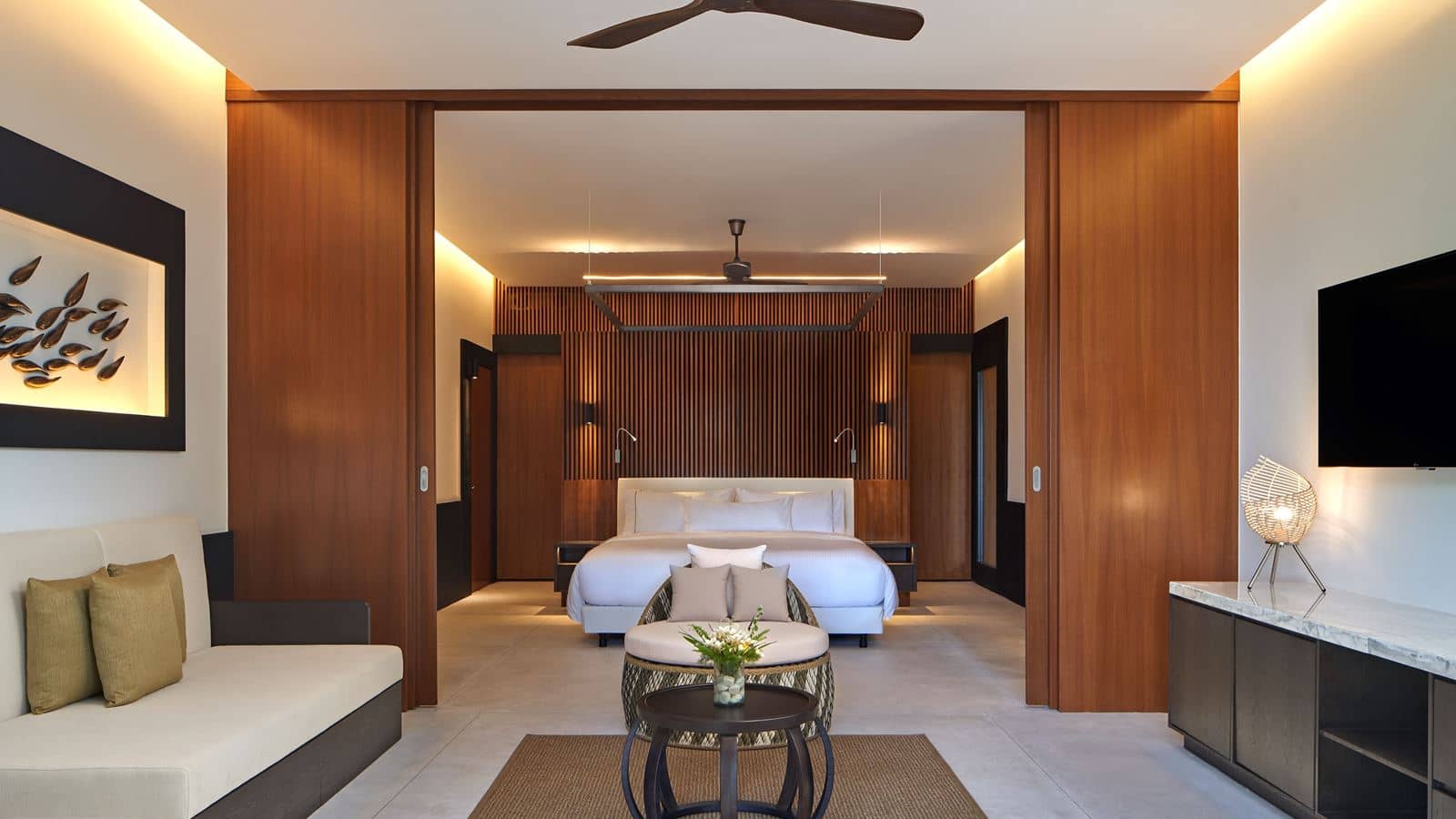 rooms-2-bedroom-beach-villa-with-pool