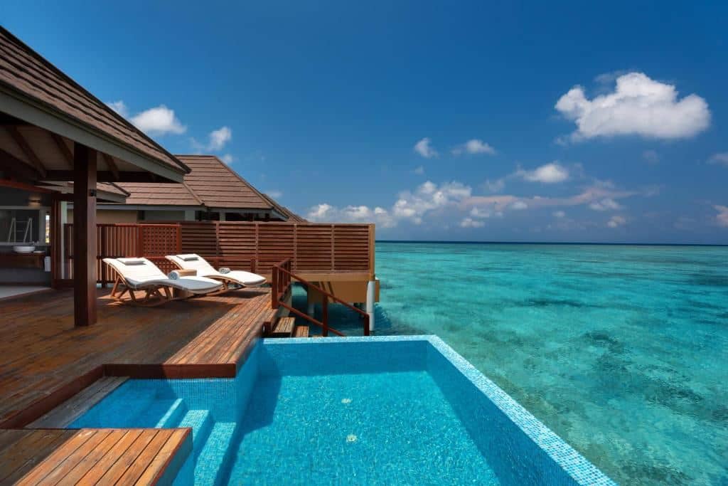 rooms-water-villa-with-pool