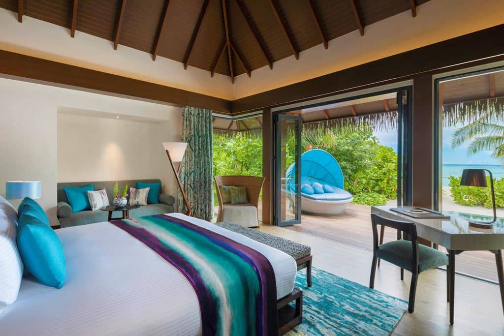 rooms-family-beach-villa