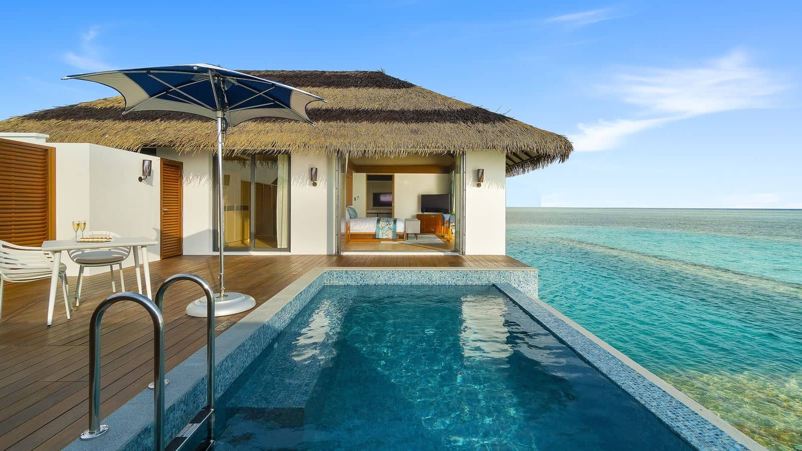 rooms-aqua-villa