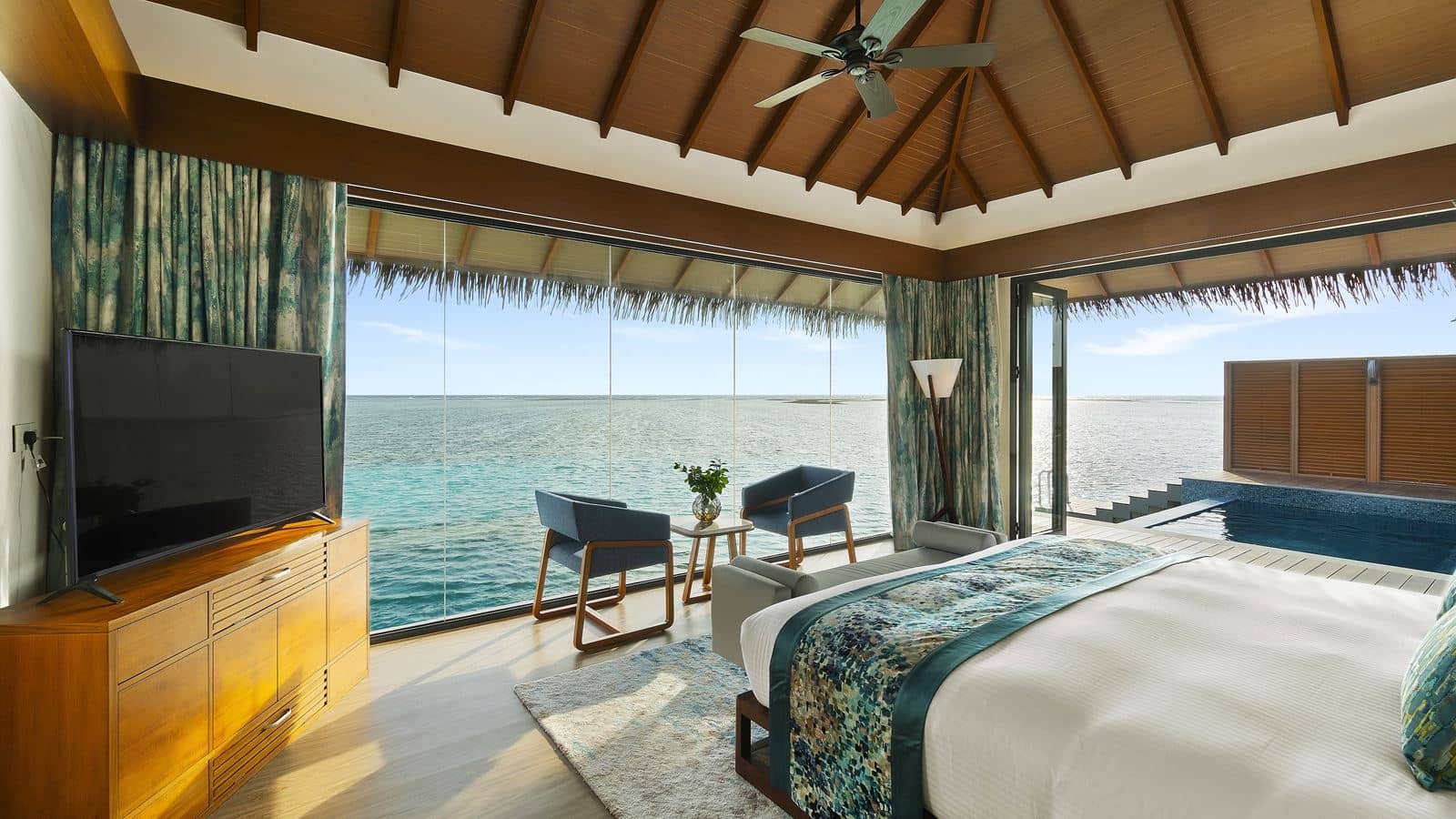 rooms-aqua-villa
