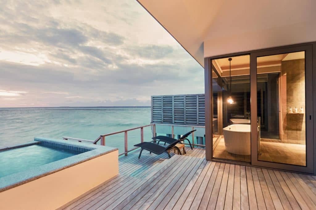 rooms-over-water-villa-with-pool