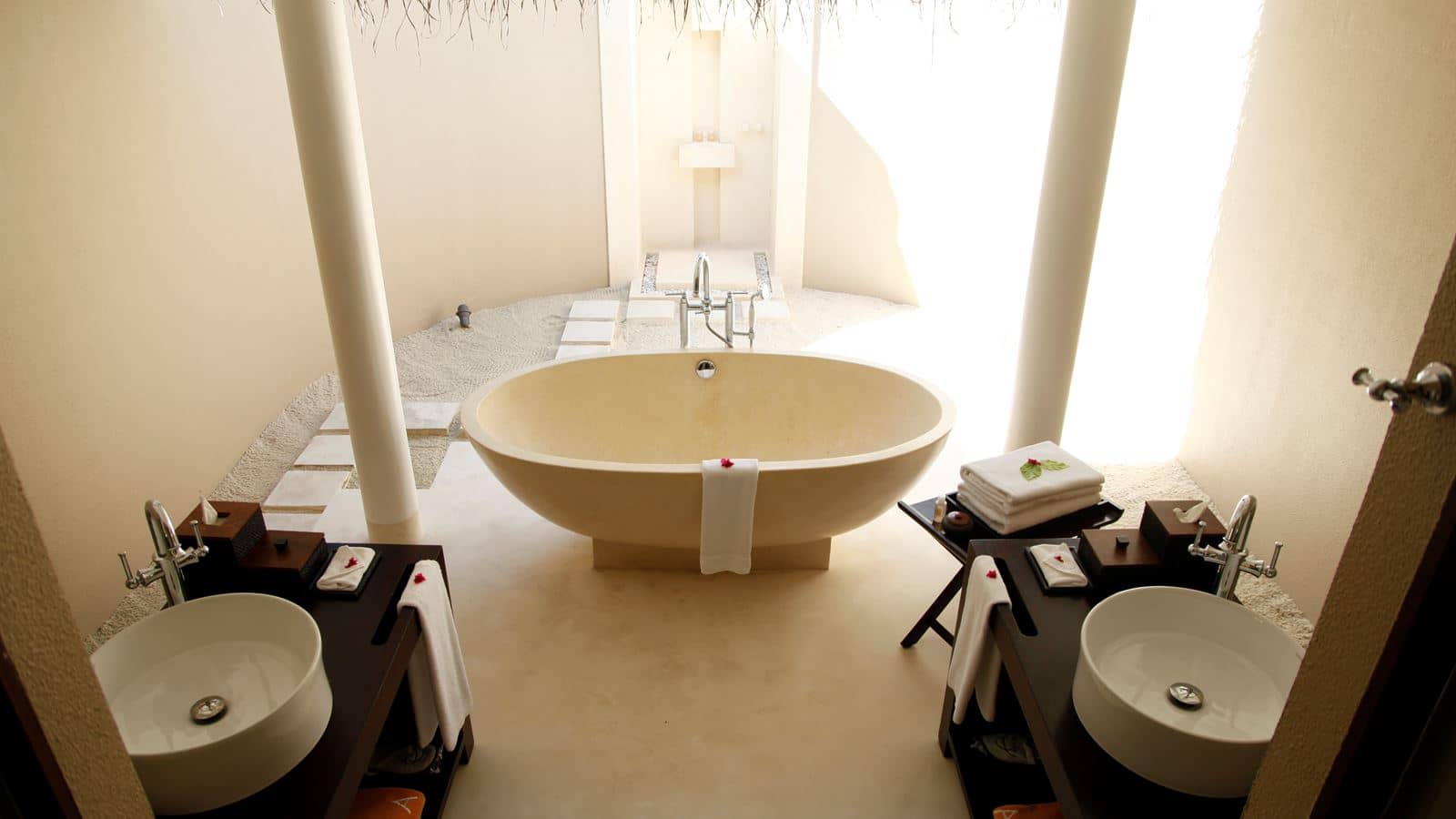 rooms-garden-villa