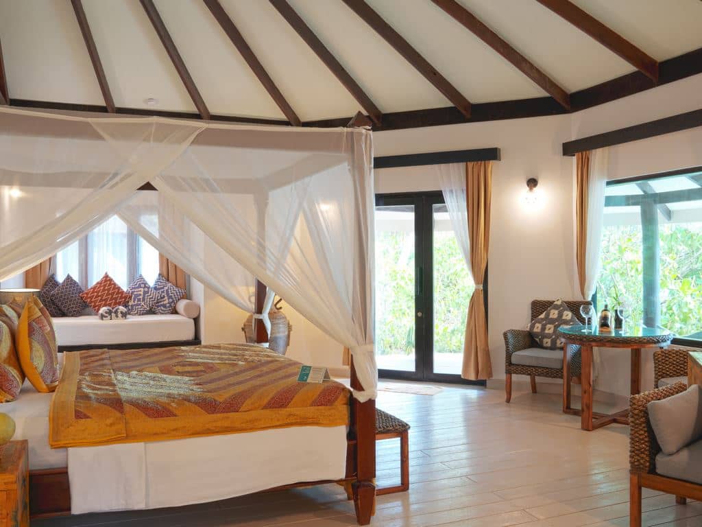 rooms-lagoon-prestige-pavilion-beach-villa