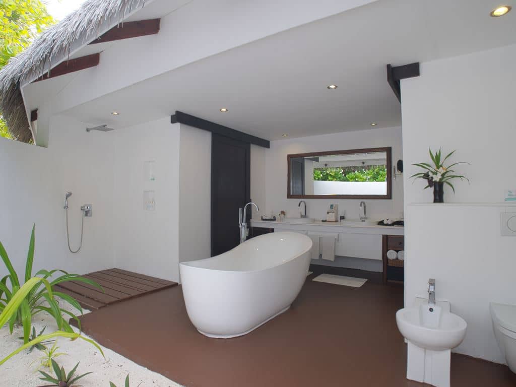 rooms-lagoon-villa-with-plunge-pool