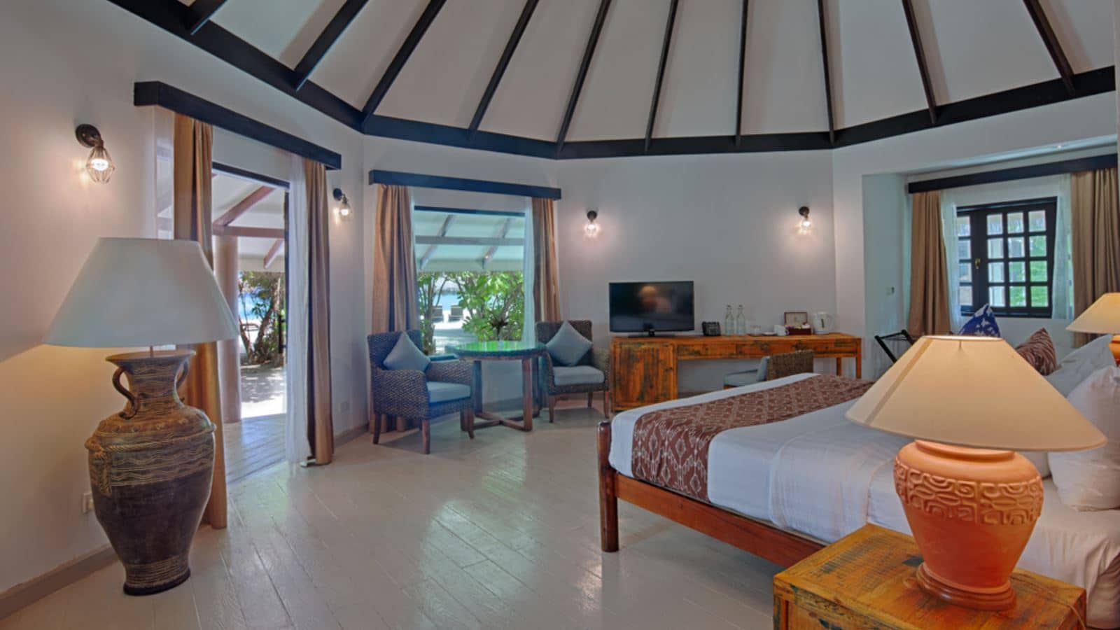 rooms-beach-villa