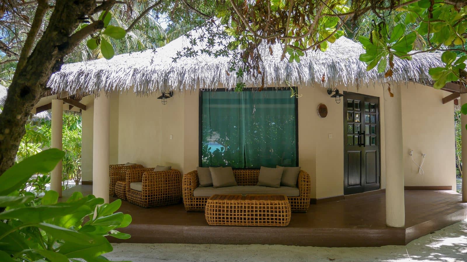 rooms-beach-villa