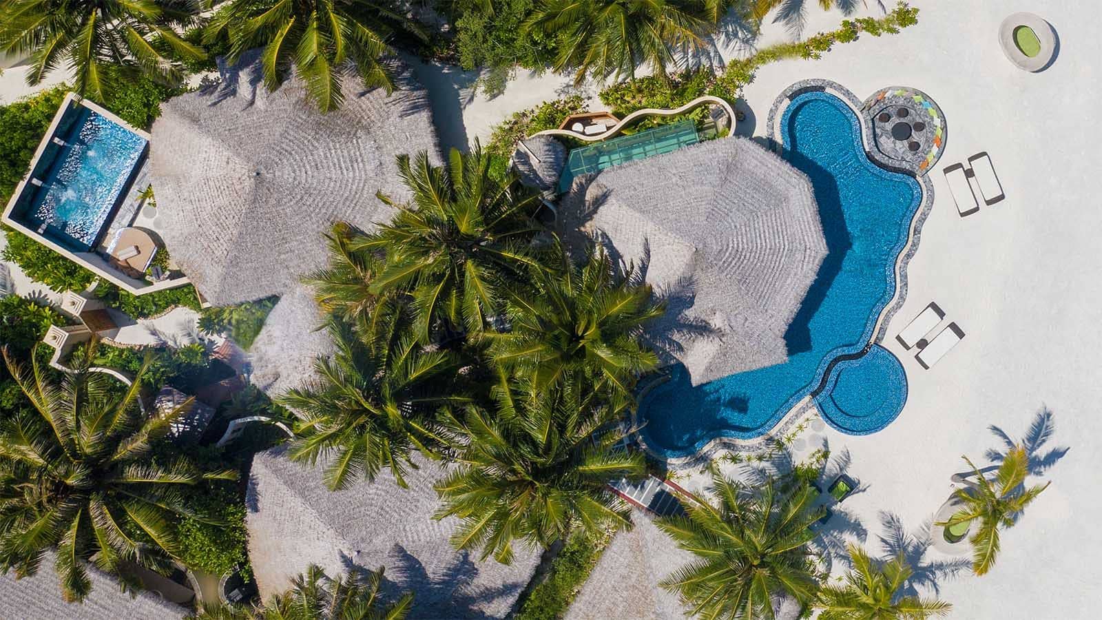 rooms-three-bedroom-royal-beach-suite-with-infinity-pool--private-pool