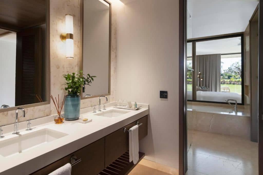 rooms-premier-junior-suite-patio