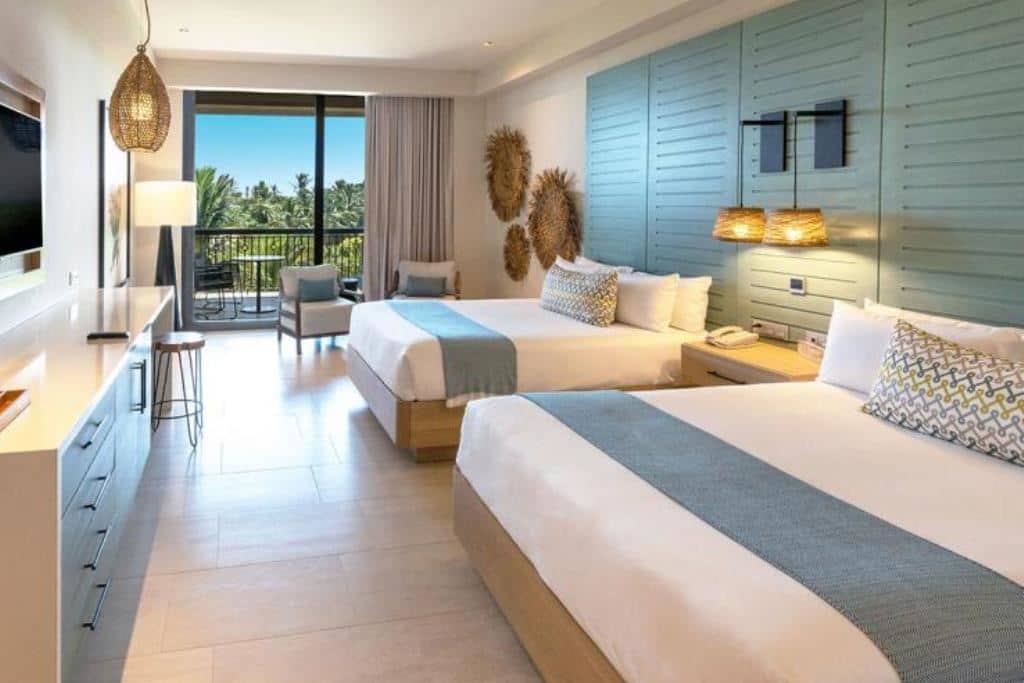 rooms-unique-queen--tropical-junior-suite