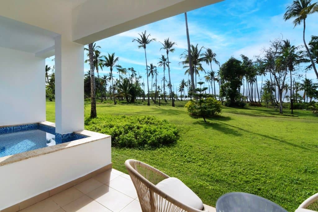 rooms-club-master-suite-ocean-view-su1