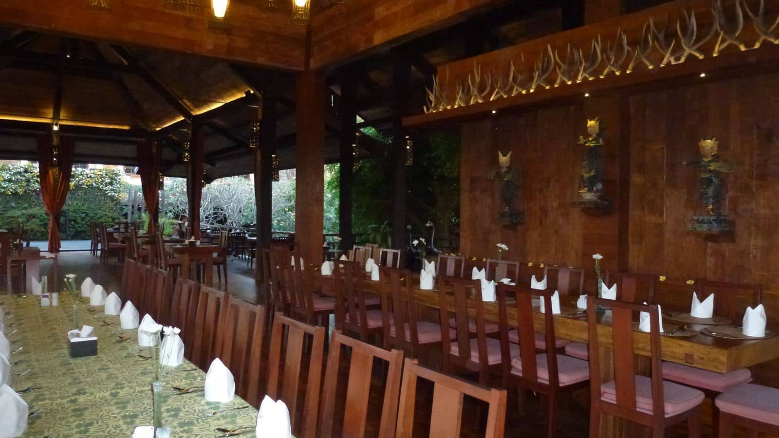 restaurants-
