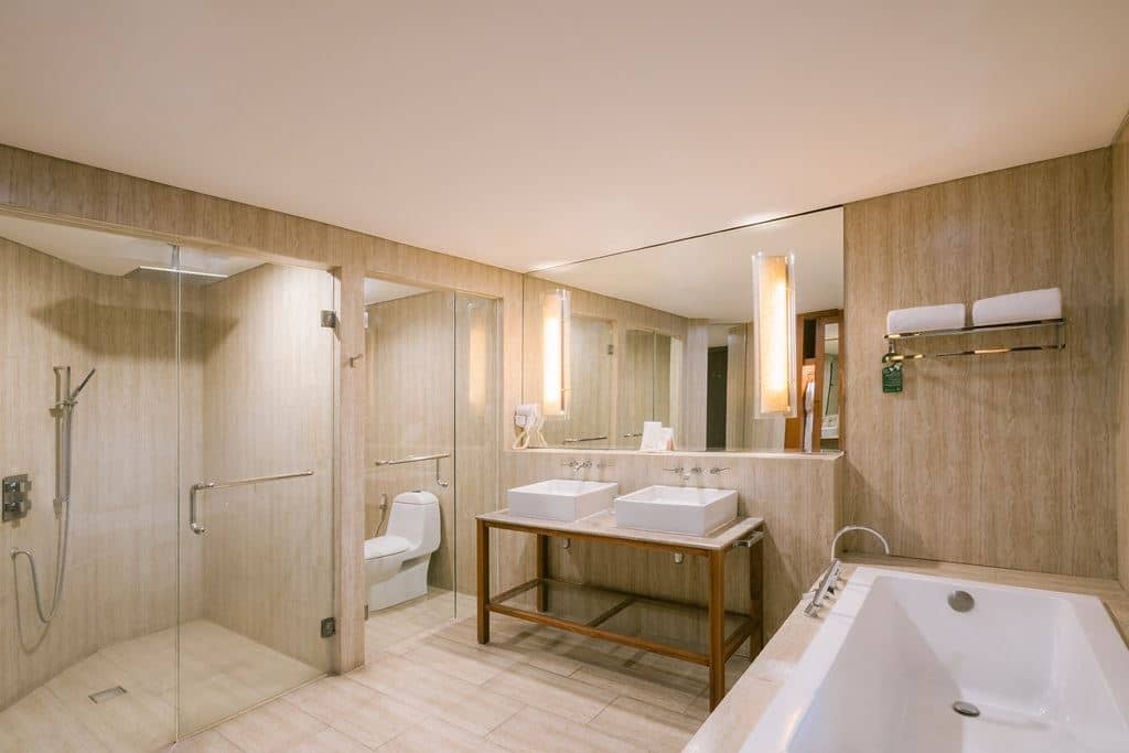 rooms-one-bedroom-suite