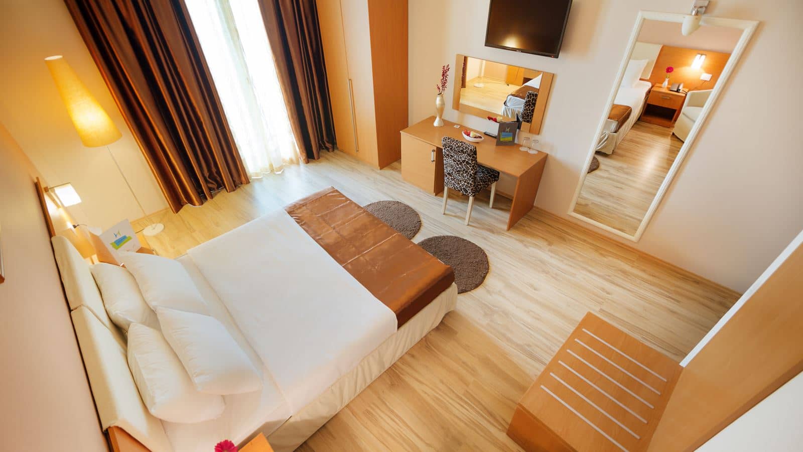 rooms-singleuse-standard-room-seaview-balcony