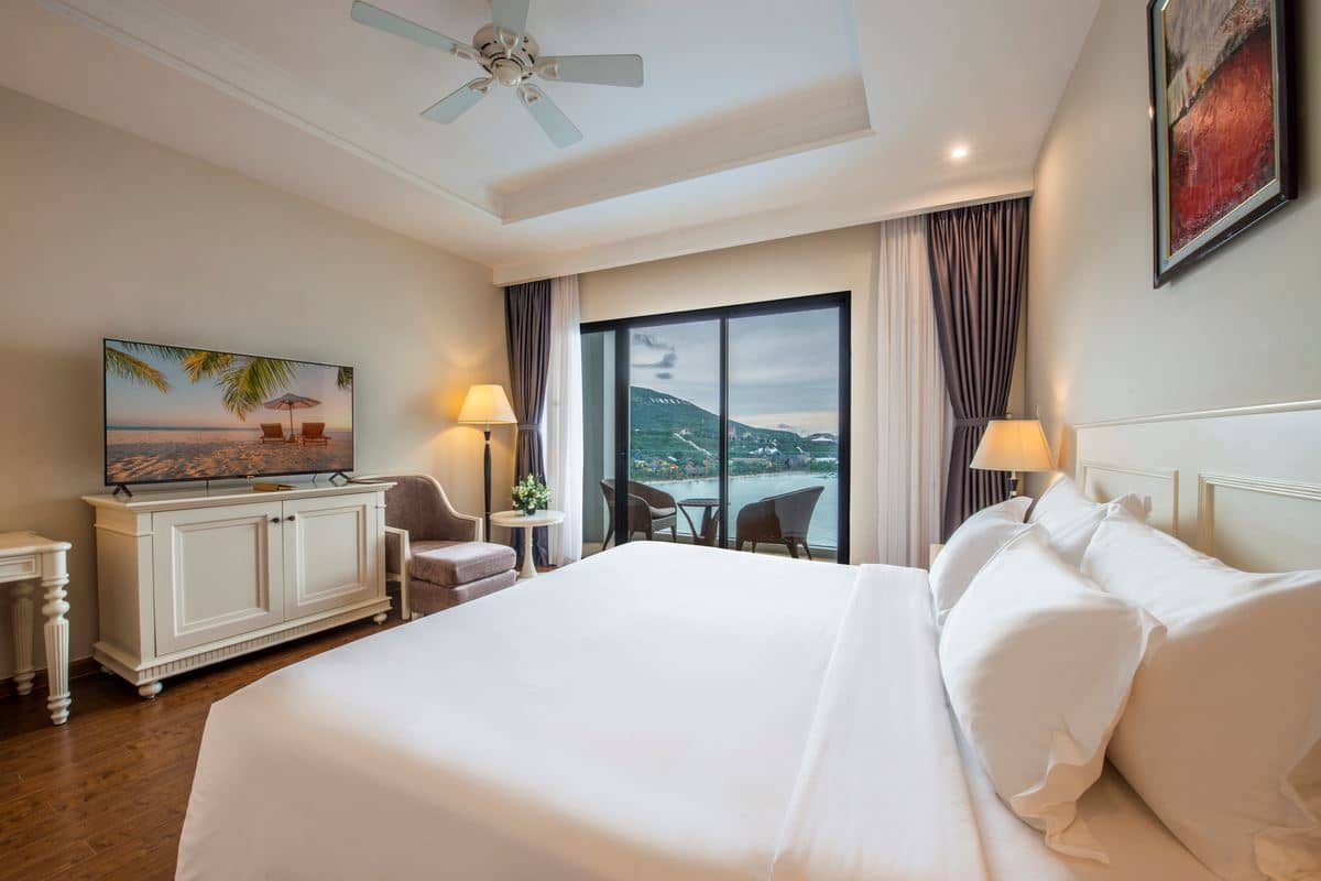 rooms-deluxe-ocean-view-child-without-extra-bed