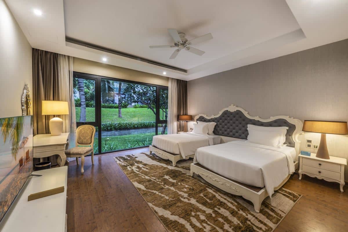 rooms-villa-4-bedroom-pool-view-no-extra-bed