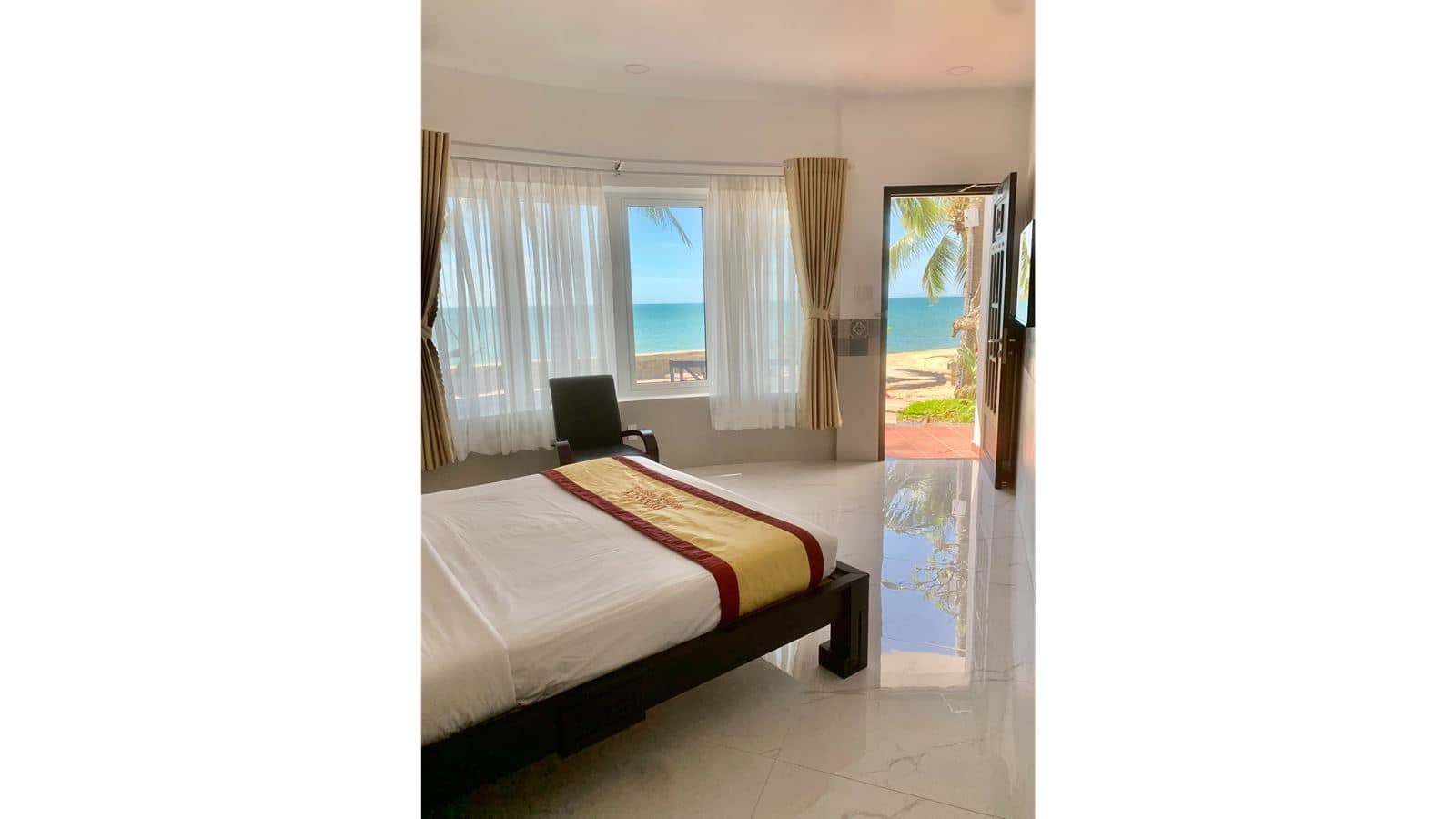 rooms-superior-sea-view-child-without-extra-bed