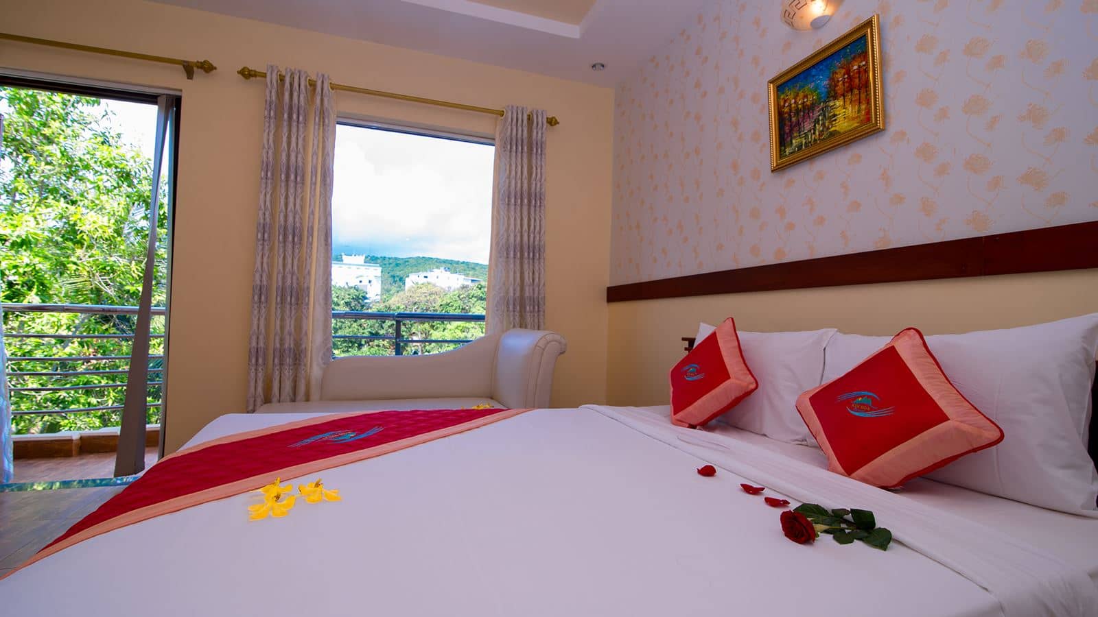 rooms-superior-garden-view
