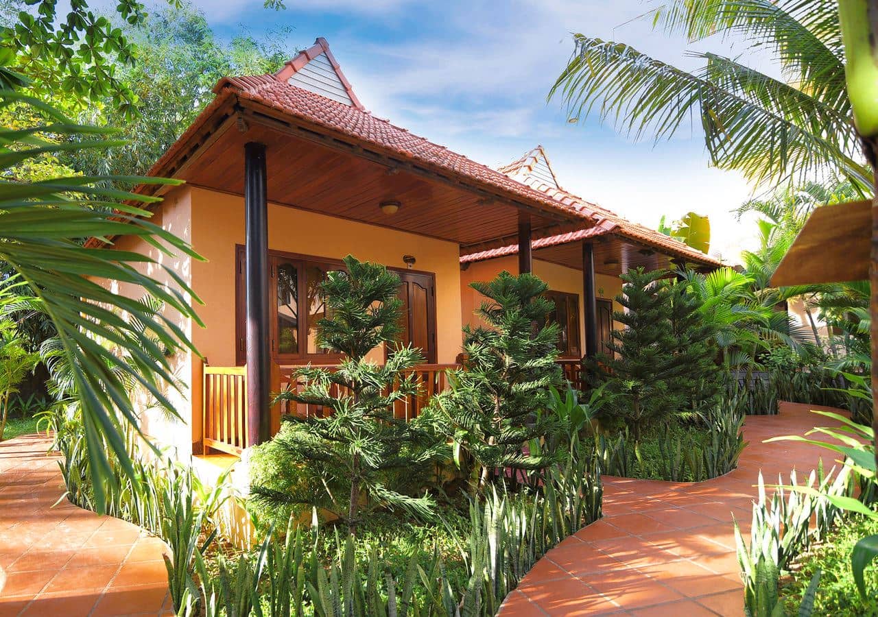 rooms-bungalow-pool-view