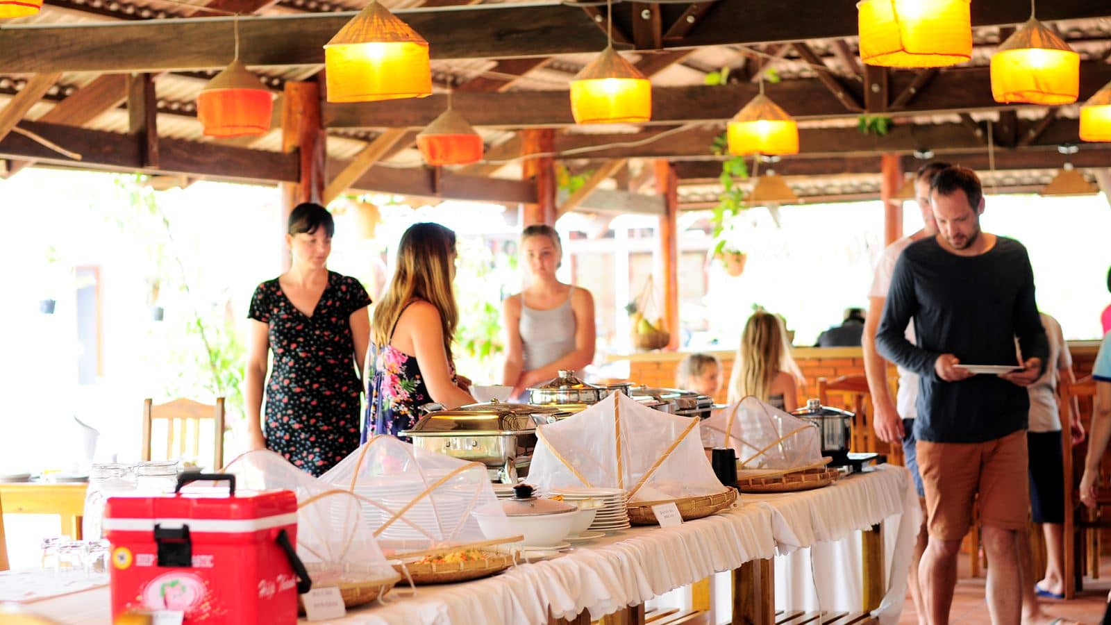 restaurants-la-casa-restaurant