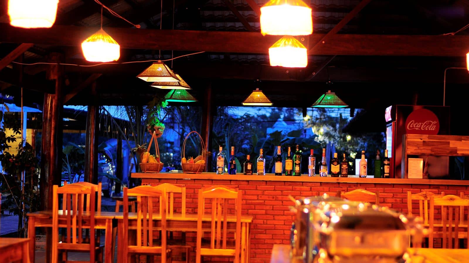 restaurants-la-casa-restaurant