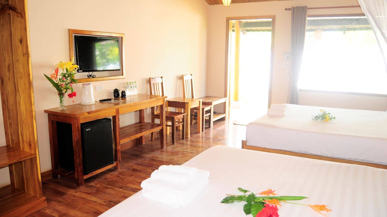 rooms-superior-twin-gardenview-with-balcony