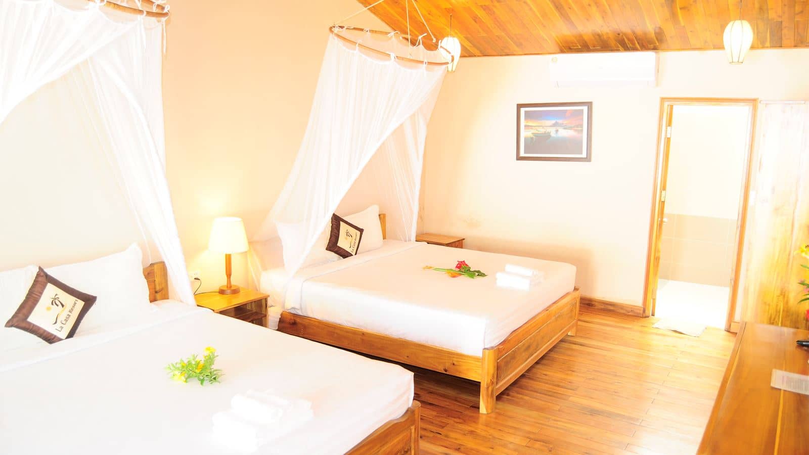 rooms-superior-twin-gardenview-with-balcony
