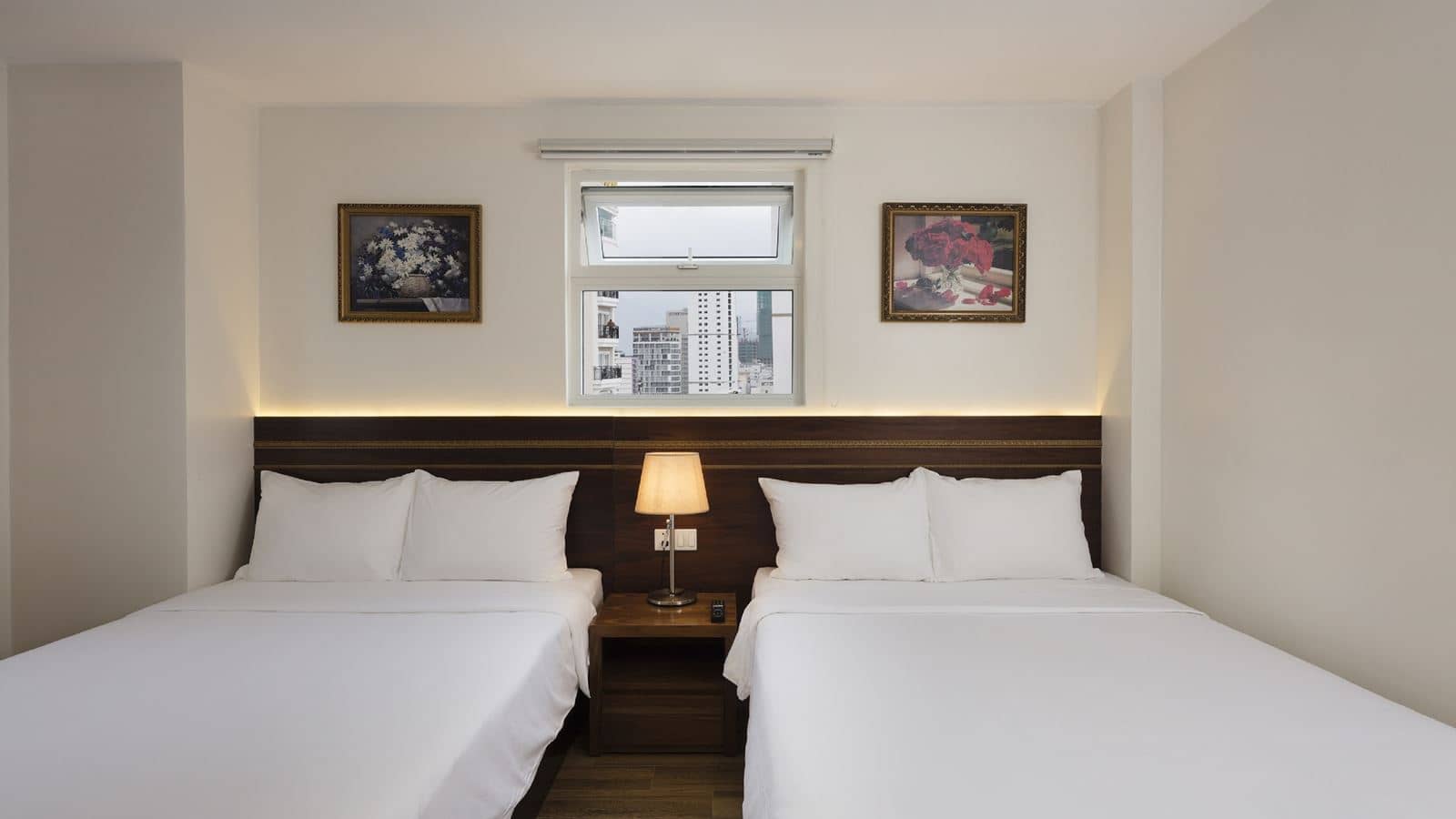 rooms-deluxe-city-view-no-extra-bed