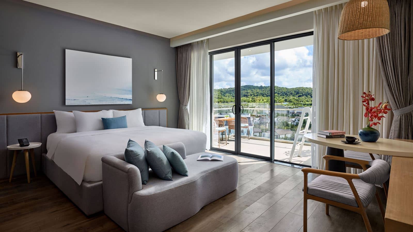 rooms-standard-room-with-balcony-child-without-extra-bed