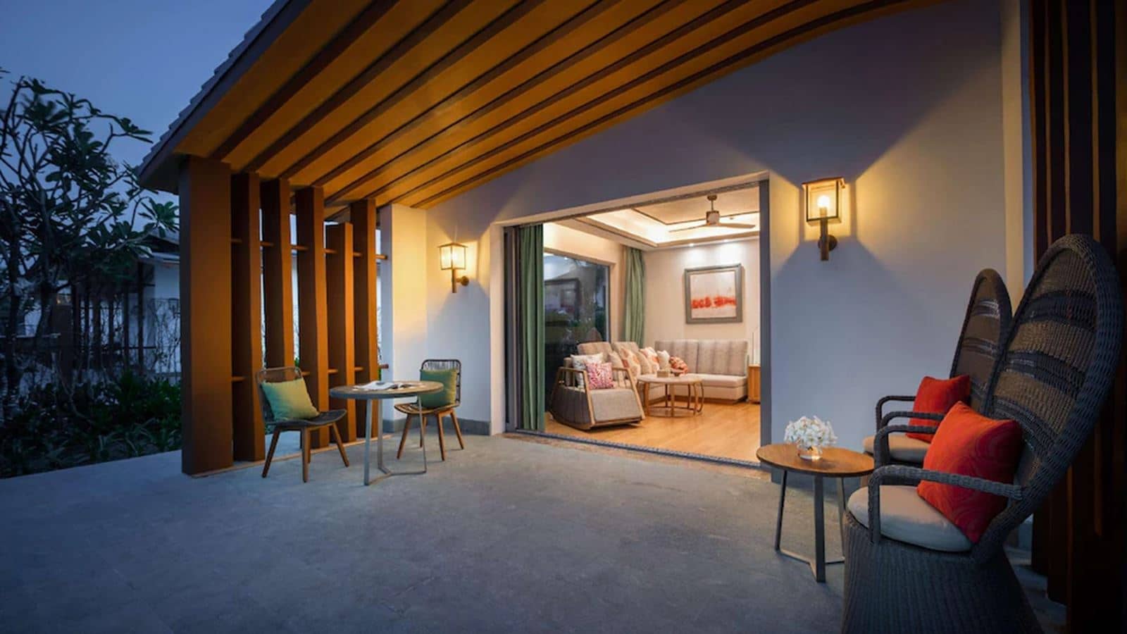 rooms-one-bedroom-pool-villa-ocean-view-child-without-extra-bed