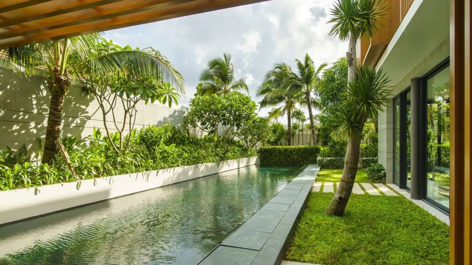 rooms-1bedroom-pool-villa-no-extra-bed