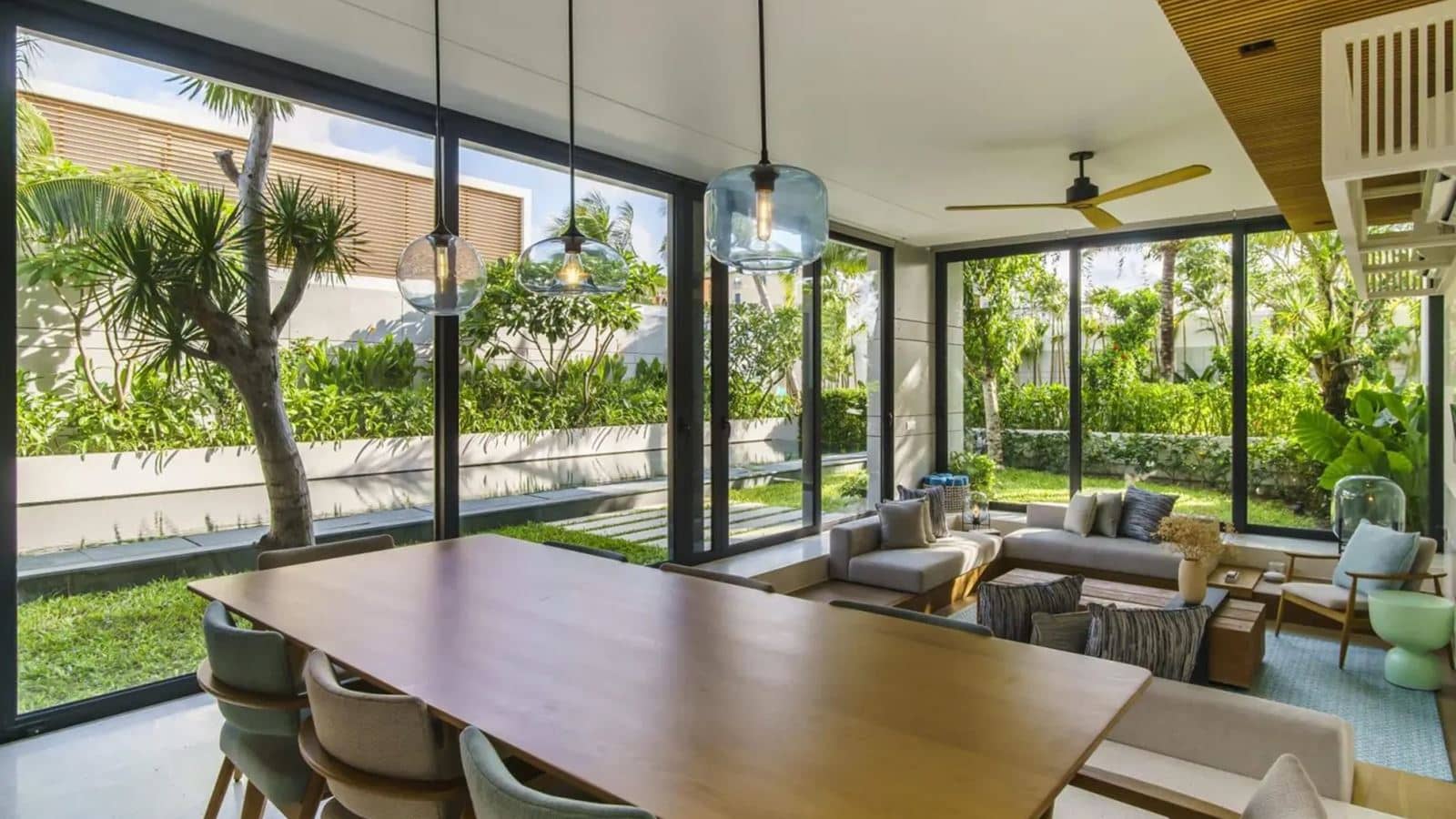 rooms-2bedroom-deluxe-pool-villa-no-extra-bed