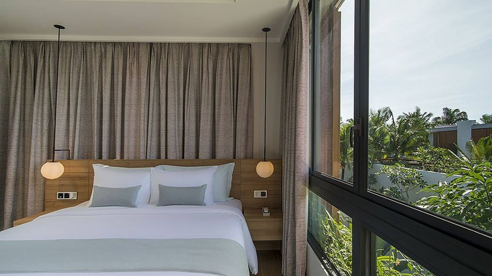 rooms-2bedroom-deluxe-pool-villa-no-extra-bed