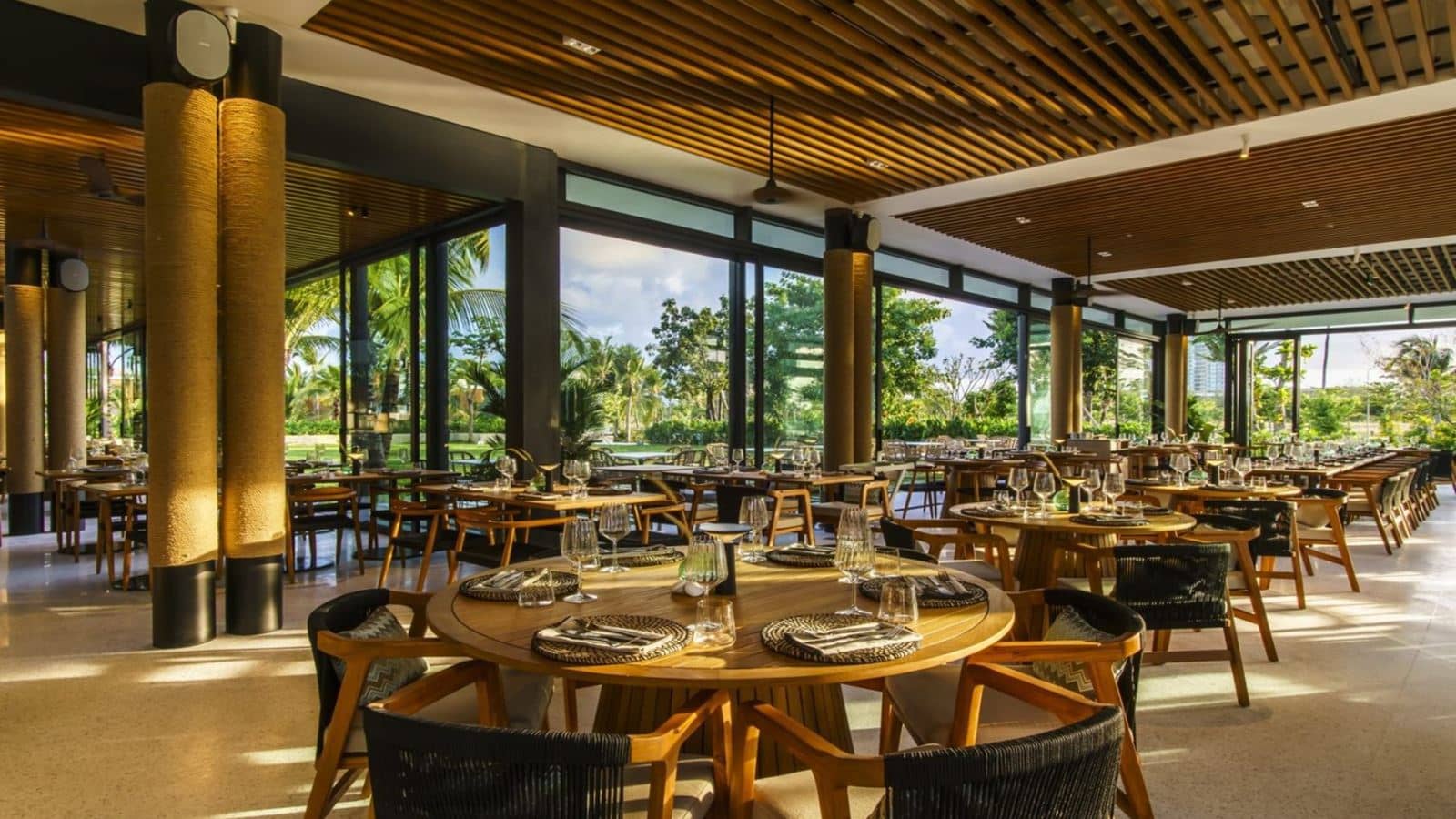 restaurants-the-sandal
