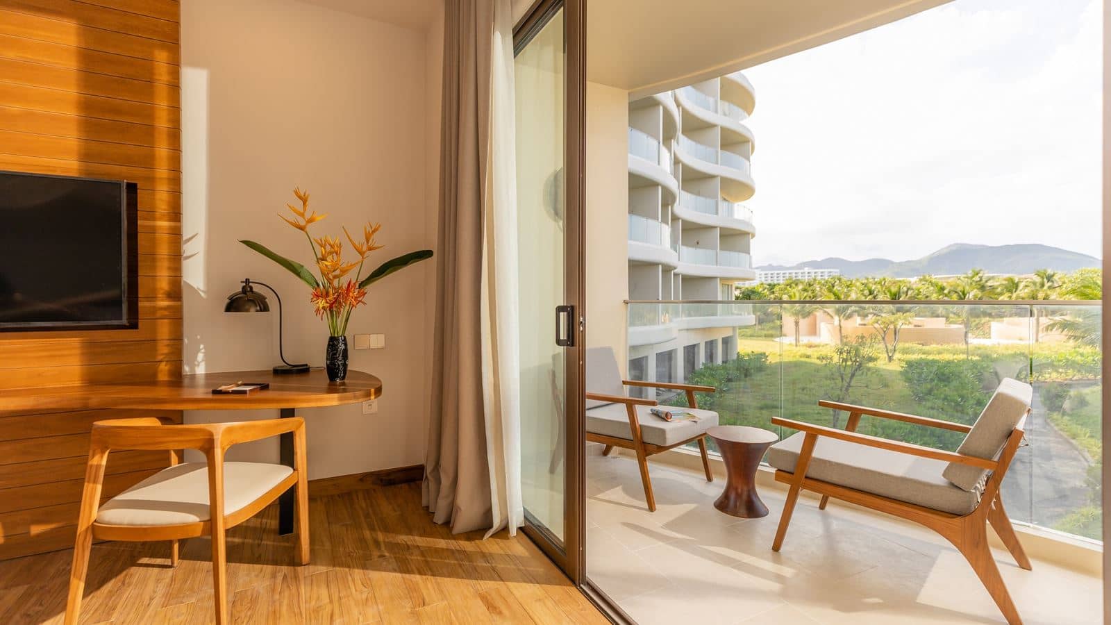 rooms-deluxe-garden-view