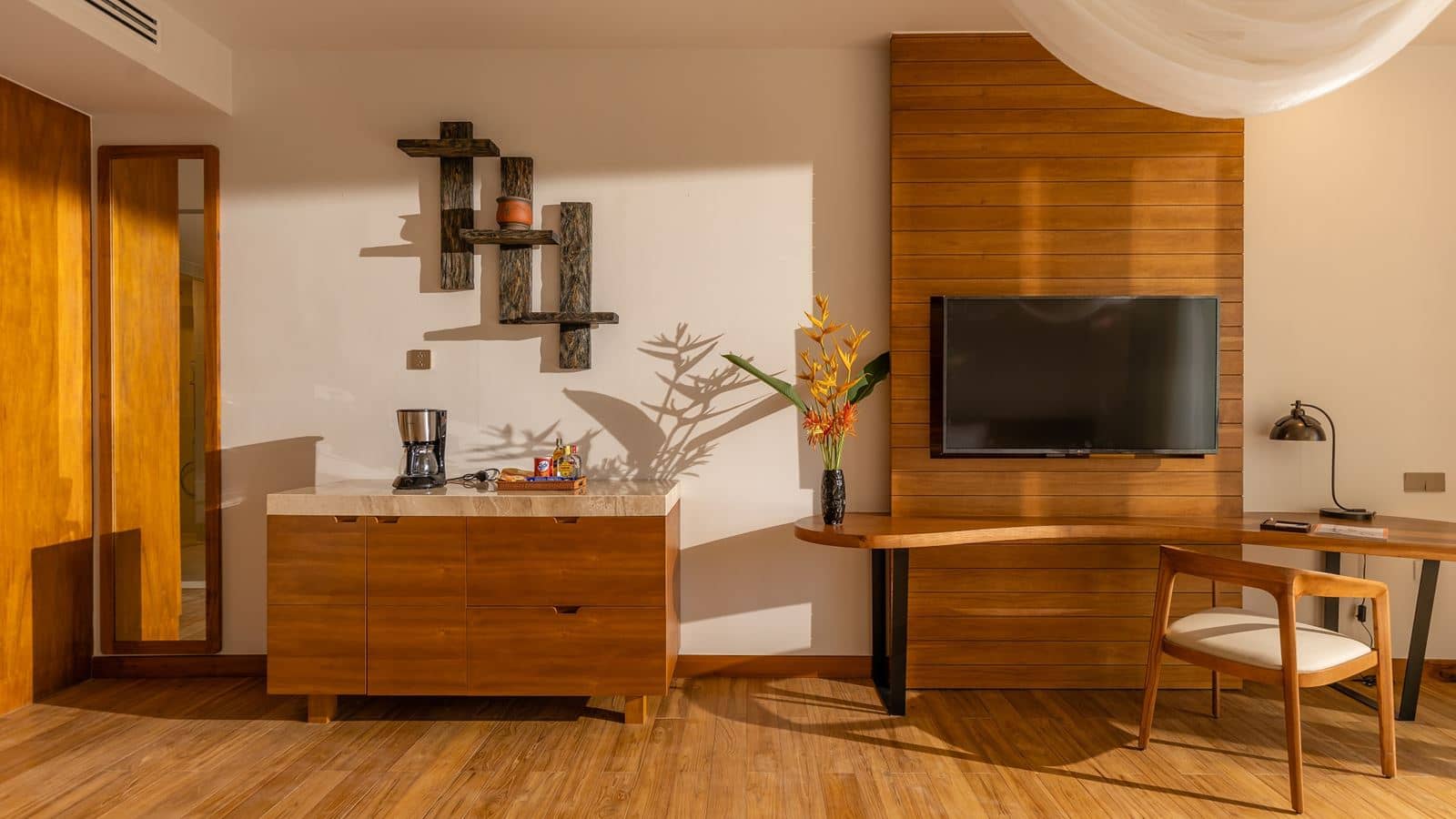 rooms-deluxe-garden-view