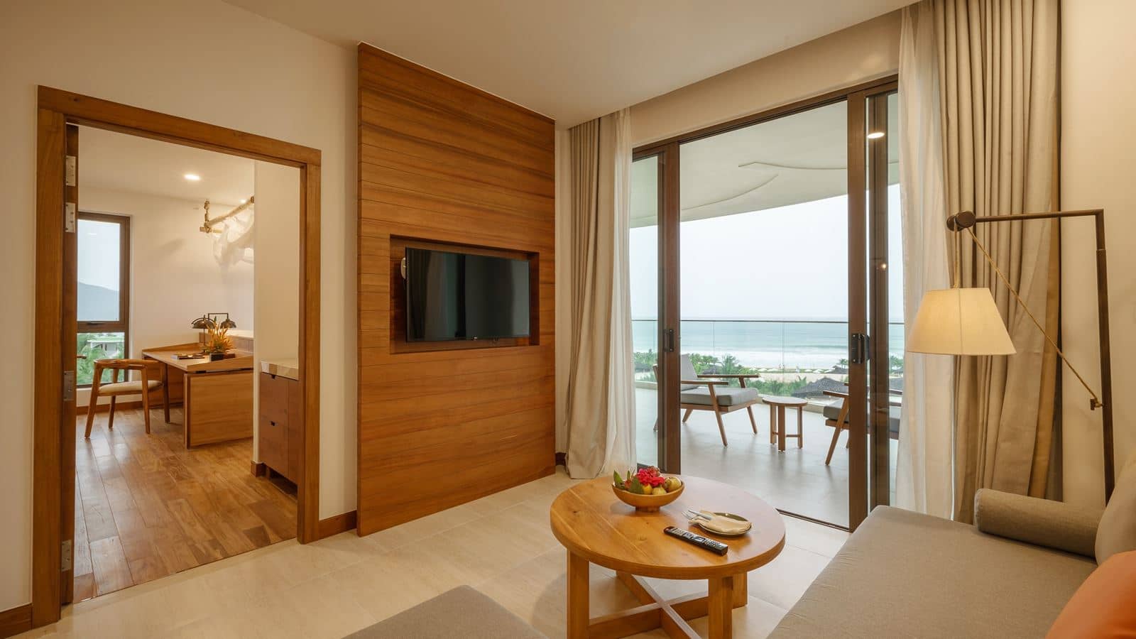 rooms-suite-2bedroom-sea-view-child-without-extra-bed