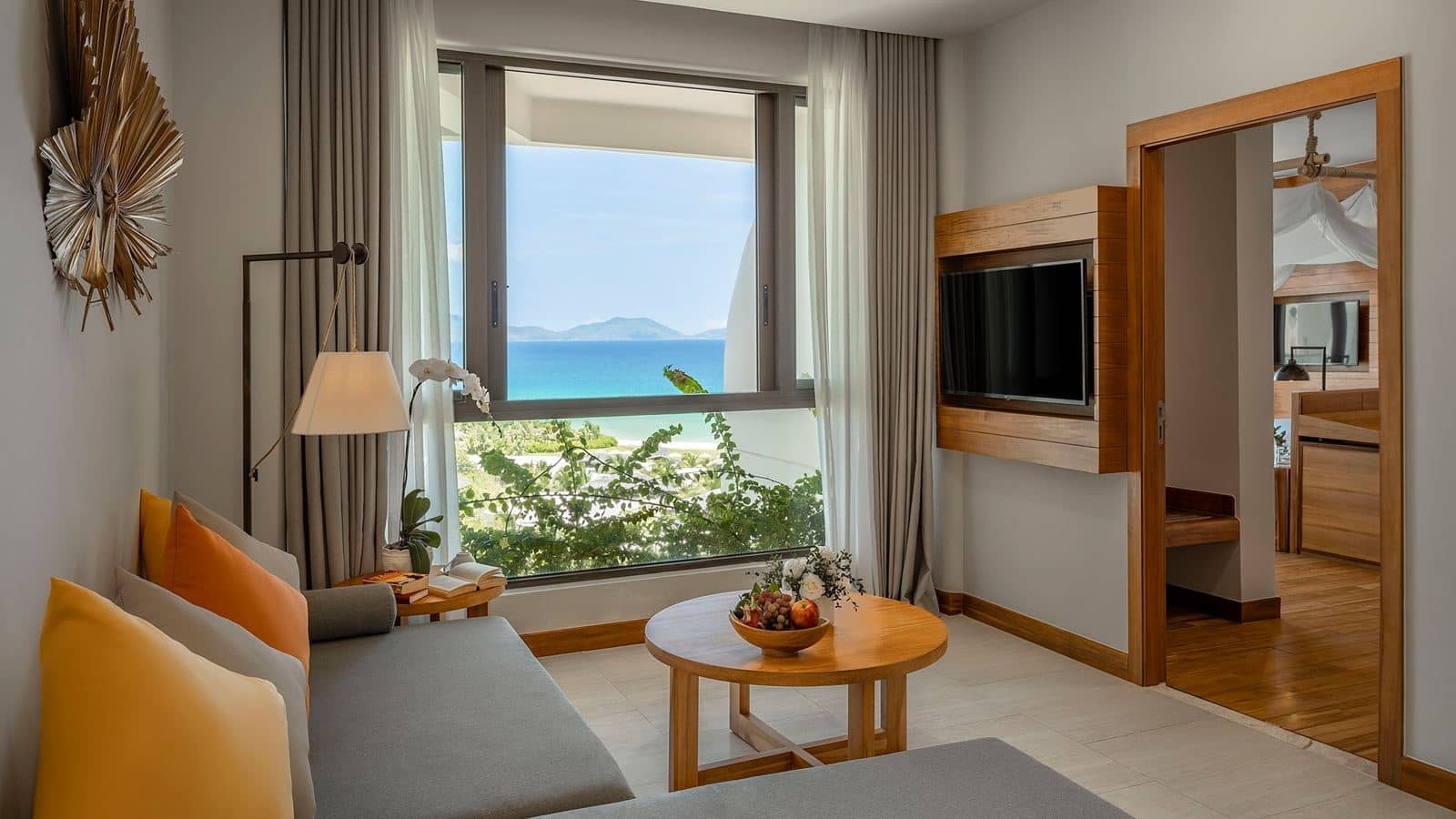 rooms-suite-1bedroom-sea-view-child-without-extra-bed