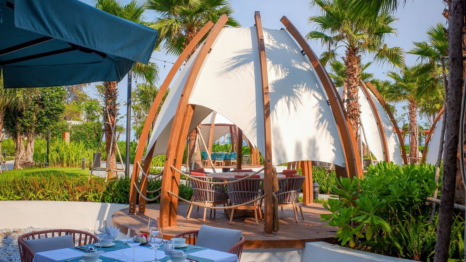 restaurants-black-pearl-restaurant--bar