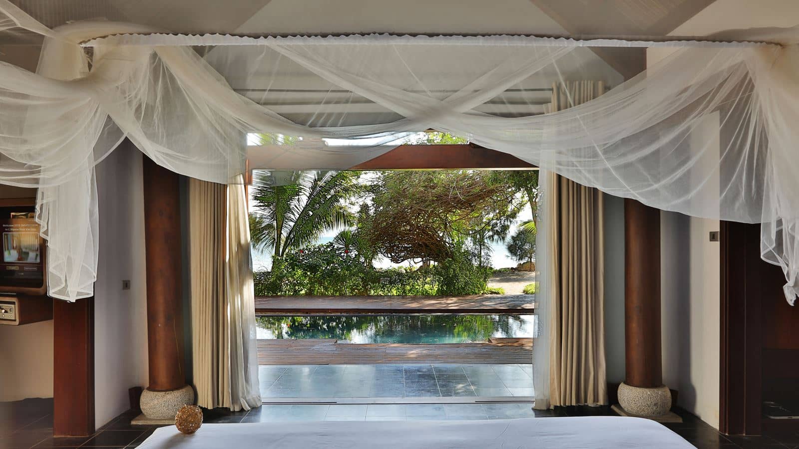 rooms-beach-pool-villa-2bedroom-child-without-extra-bed
