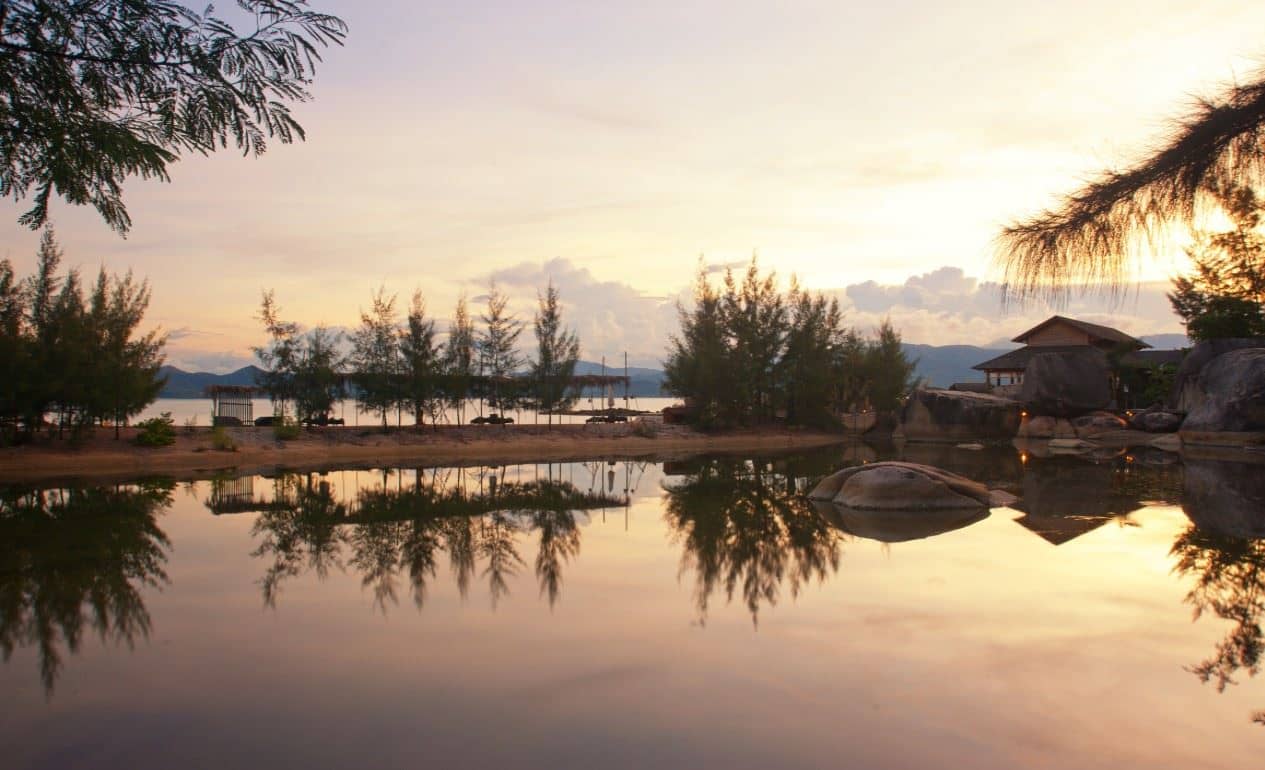 rooms-lagoon-pool-villa-child-without-extra-bed