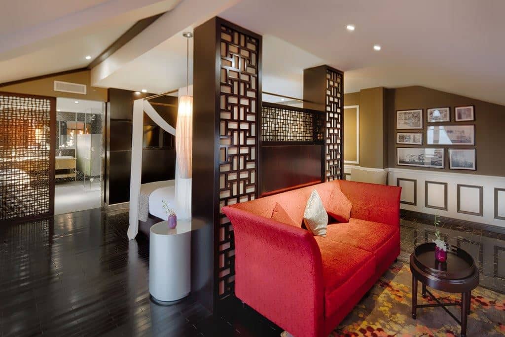 rooms-deluxe-suite