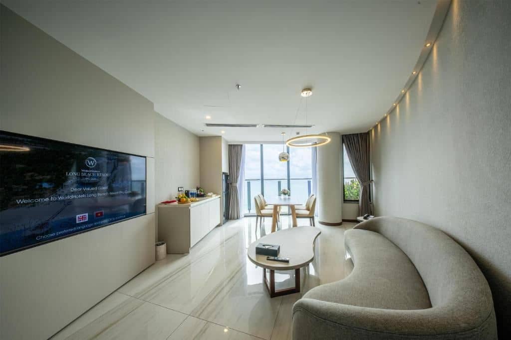 rooms-family-suite-2bedroom-ocean-view-no-extra-bed