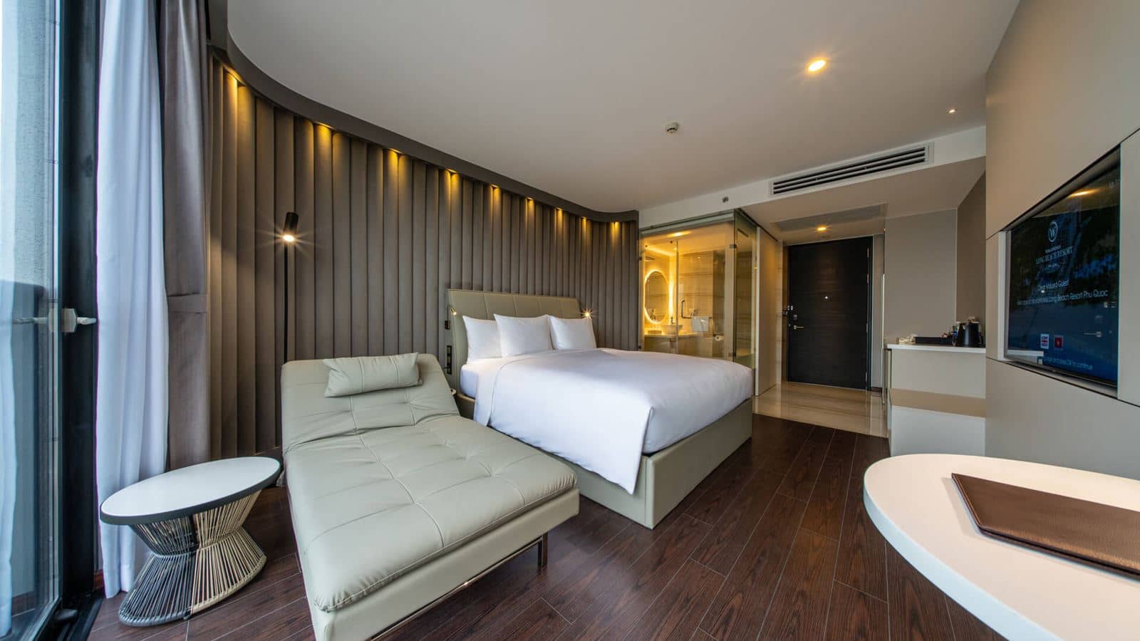 rooms-deluxe-room