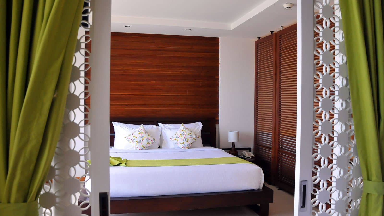 rooms-verde-condo-with-garden-view