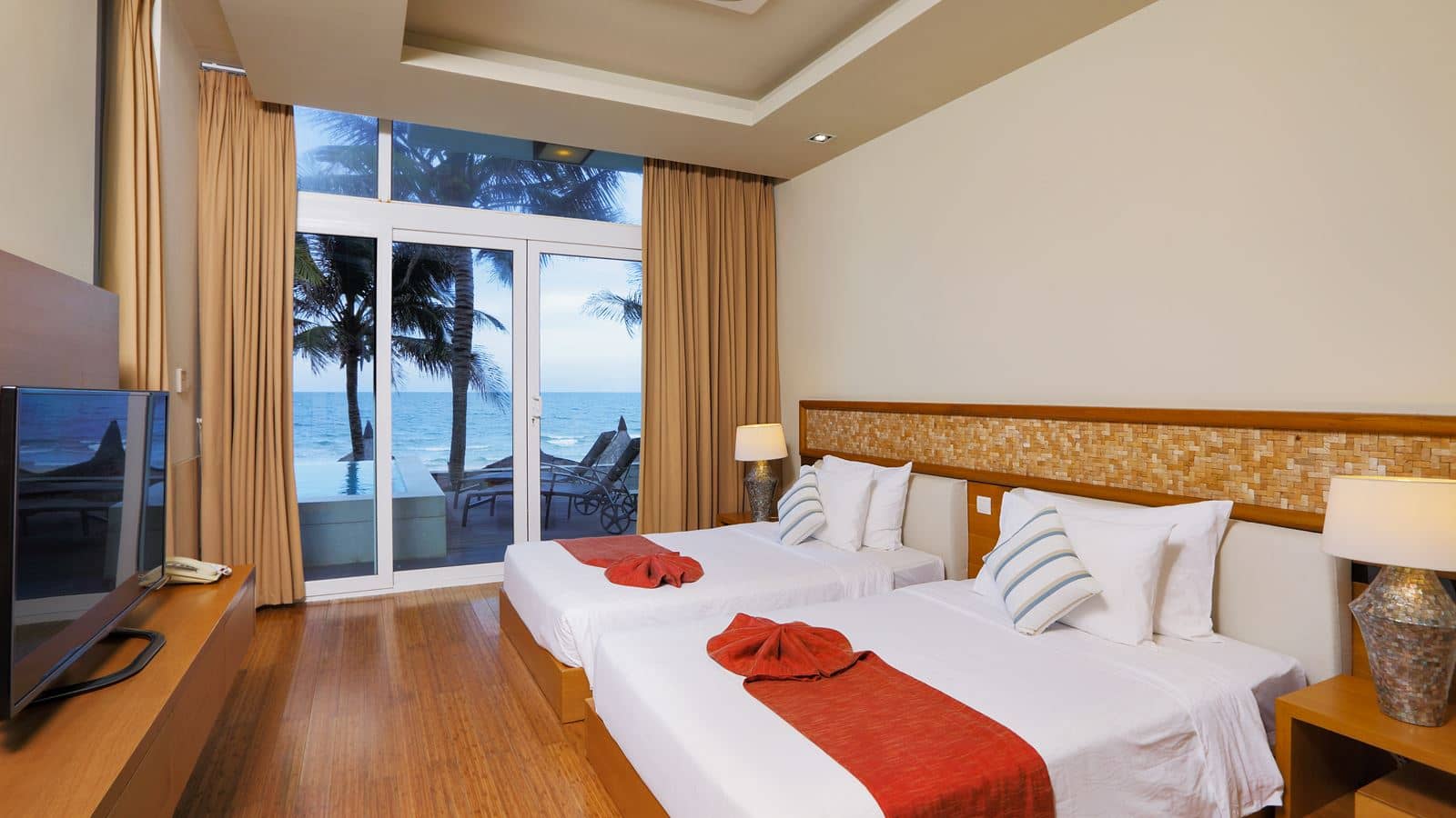 rooms-villa-ocean-front-3-bedrooms