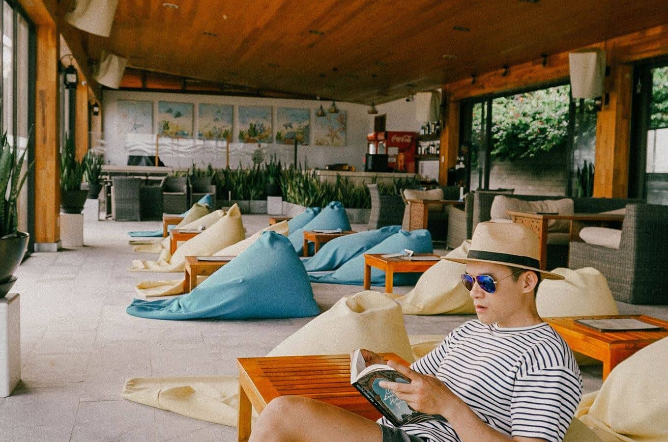 bars-beach-club