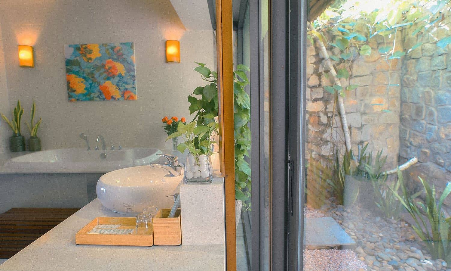rooms-beachfront-bungalow-child-without-extra-bed